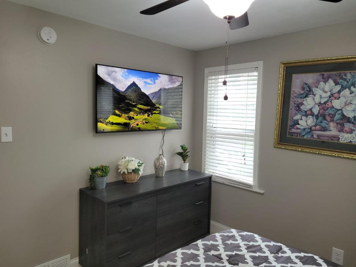 Apartment With Brand New Furniture And Large Parking 西塞内卡 外观 照片